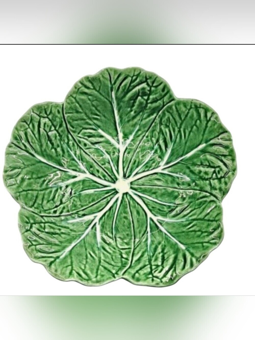 VTG Bordallo Pinheiro Cabbage Leaf Serving Bowl Pre-loved Green